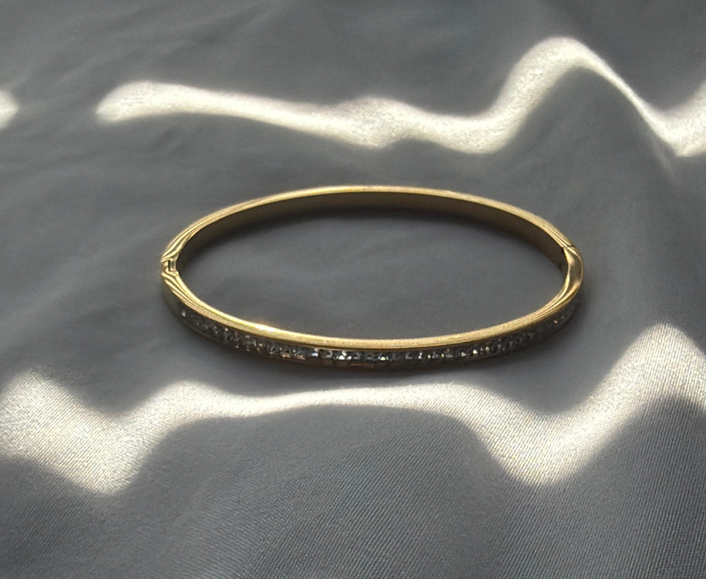 Single Row Crystal Gold Bangle