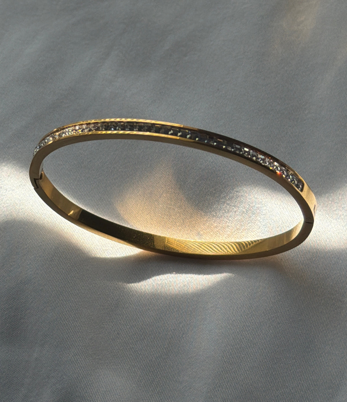 Single Row Crystal Gold Bangle